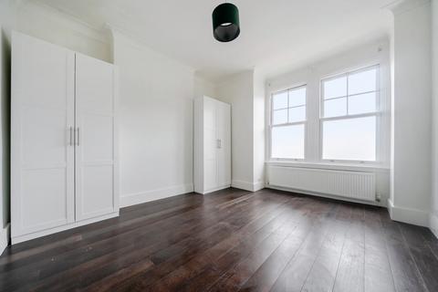 undefined, Henslowe Road, East Dulwich, London, SE22