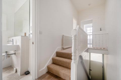 undefined, Henslowe Road, East Dulwich, London, SE22