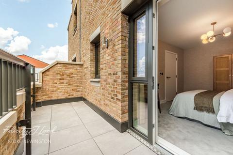 1 bedroom apartment for sale, St Ann's Road, LONDON N15