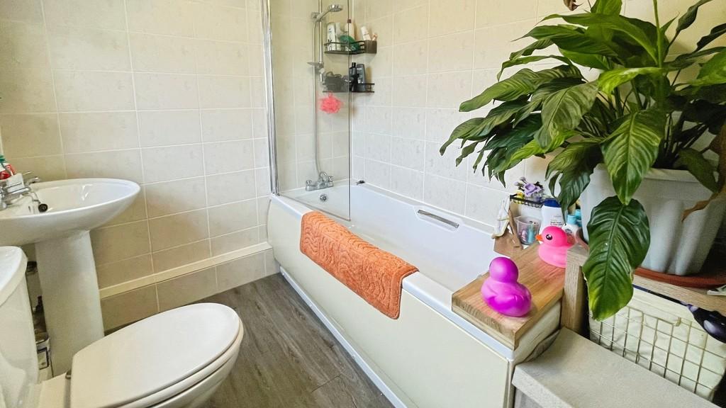 Family bathroom