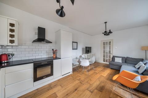 2 bedroom flat for sale, Lollard Street, Kennington, London, SE11