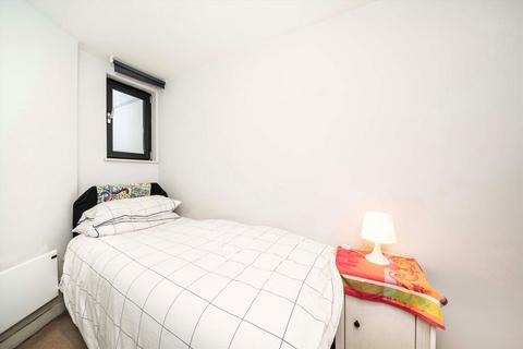 2 bedroom flat to rent, Baylis Road, LONDON SE1