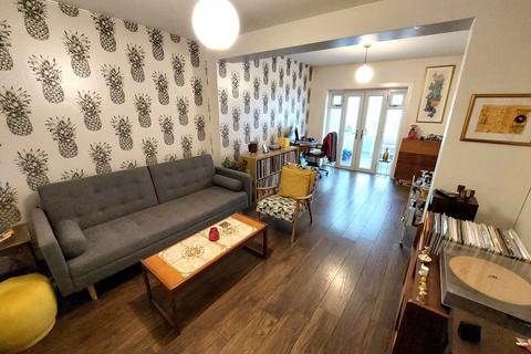 3 bedroom semi-detached house for sale, Kendall Road, Crumpsall, M8