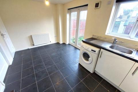 3 bedroom terraced house for sale, Hazelbottom Road, Crumpsall, M8