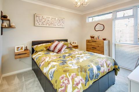 3 bedroom semi-detached house for sale, Brookside, Crawley Down, RH10