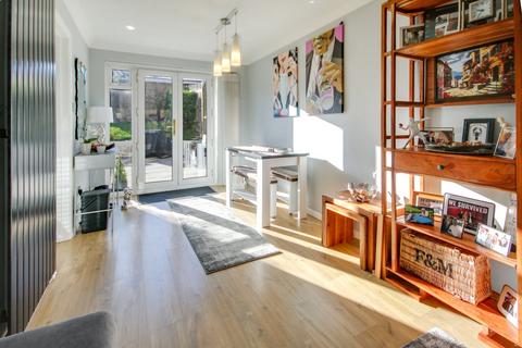 3 bedroom semi-detached house for sale, Brookside, Crawley Down, RH10