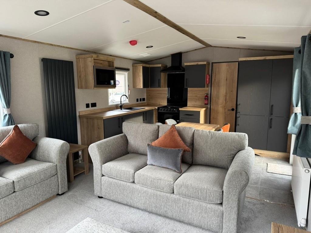 Lounge - Dining - Kitchen