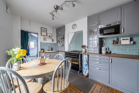 undefined, Gloucester Road, Gloucestershire GL10