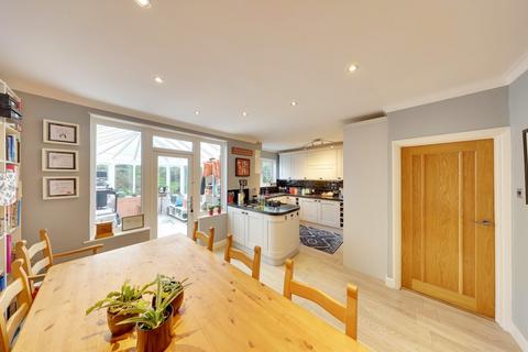 4 bedroom semi-detached house for sale, Vinson Close, Orpington