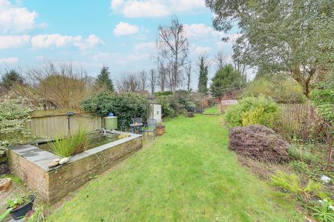 4 bedroom semi-detached house for sale, Vinson Close, Orpington