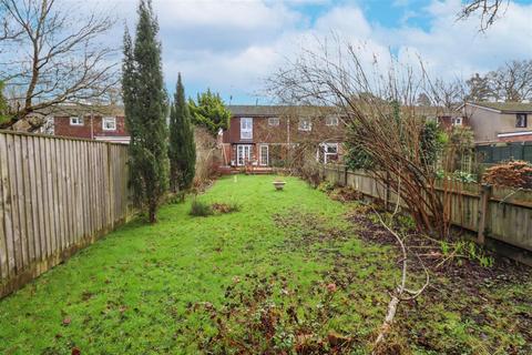 undefined, Lea Springs, Fleet GU51