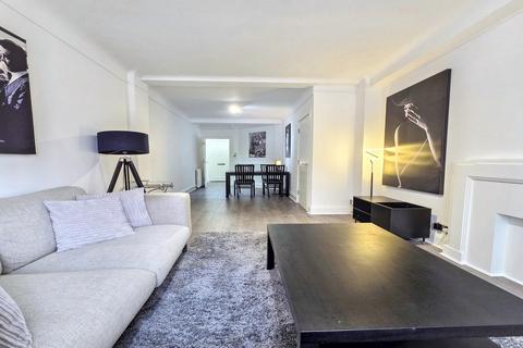1 bedroom apartment to rent, Ivor Court, Gloucester Place, Marylebone, London, NW1