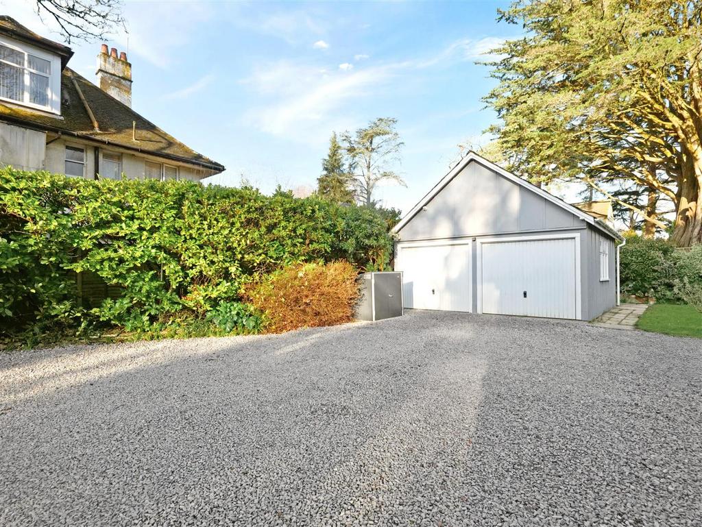 Double garage