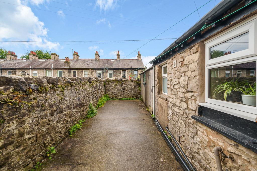 Communal Rear Yard