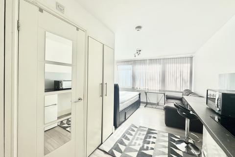 undefined, Putney Hill, London SW15