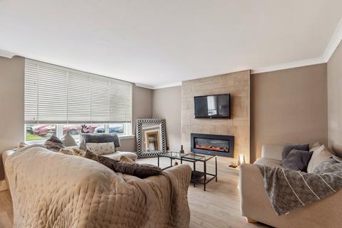 undefined, Stockiemuir Avenue, Bearsden