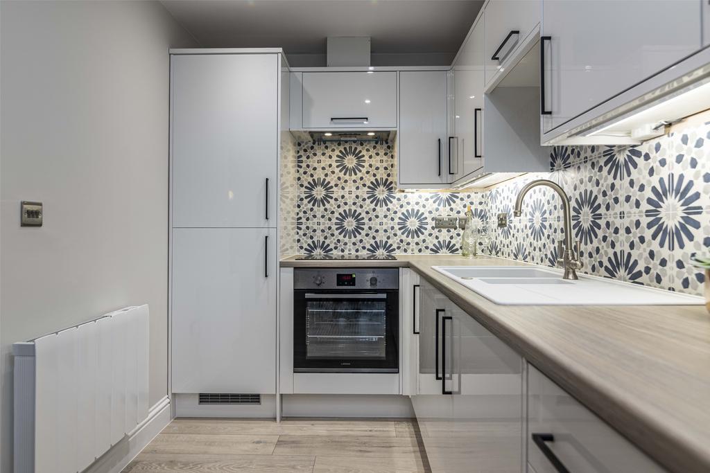 157 High Street-16 2.jpg