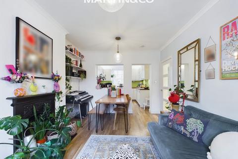 2 bedroom apartment for sale, Wellington Buildings, Bow E3