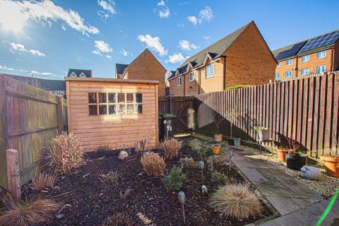 5 bedroom terraced house for sale, Presland Way, Irthlingborough NN9