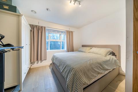 2 bedroom flat for sale, Rowden Road, Beckenham, Kent, BR3