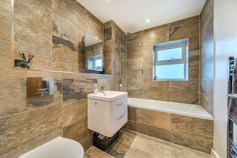2 bedroom flat for sale, Rowden Road, Beckenham, Kent, BR3