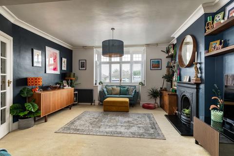 5 bedroom detached house for sale, Minster Road, Sheerness ME12