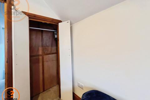undefined, Robinson Road, Merton, London, Greater London