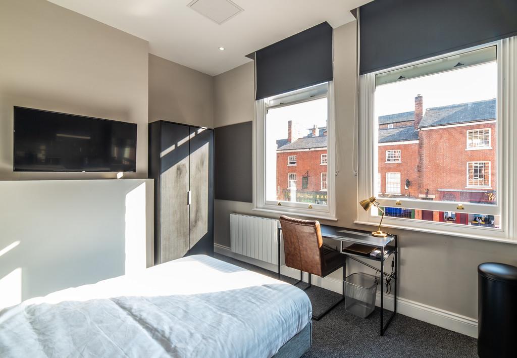 Canning Place B110-001