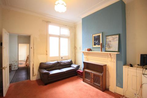 4 bedroom terraced house for sale, 6 Cecil Avenue, Skegness PE25 2BX