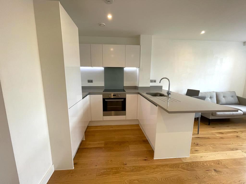 Kitchen Pic3.jpg