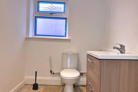 undefined, Summerseat Close, Salford, M5