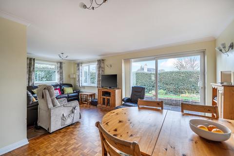3 bedroom bungalow for sale, St. Johns Hill Road, Surrey GU21