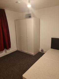 2 bedroom apartment to rent, Blackbird Hill, London NW9