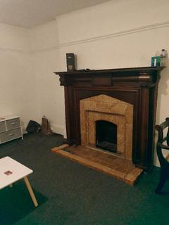 2 bedroom apartment to rent, Blackbird Hill, London NW9