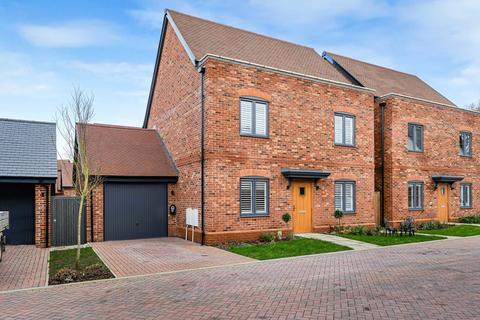 undefined, Old Farm Close, Petersfield GU31