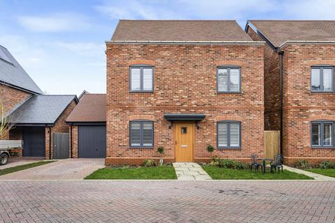 3 bedroom detached house for sale, Old Farm Close, Petersfield GU31