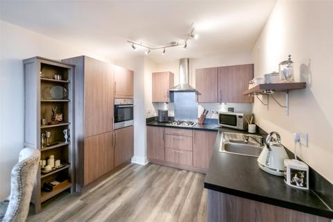 undefined, Flat 2, 3 Crown Crescent, Kinnaird Village, Larbert, FK5