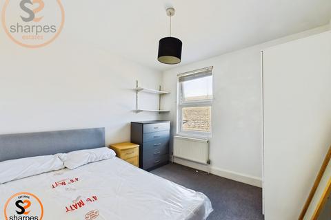 undefined, , Surbiton Road, Kingston Upon Thames, Greater London