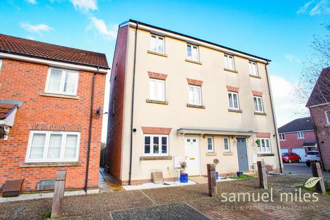 undefined, Cricketers Close, Swindon SN4