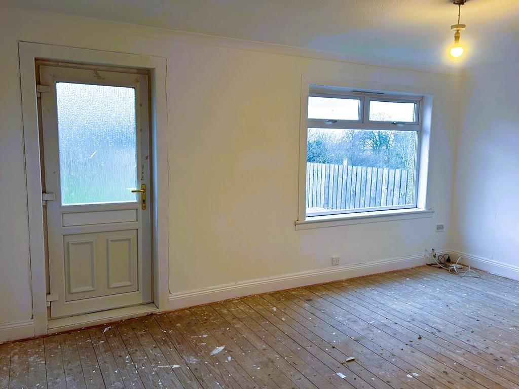 02 - Living Room 1