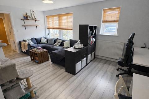 2 bedroom apartment for sale, Station Road, Tiptree