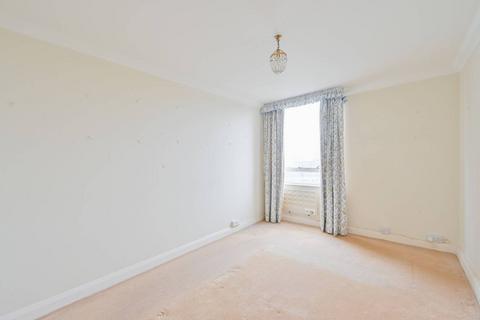 2 bedroom flat for sale, Osprey Heights, Battersea, London, SW11