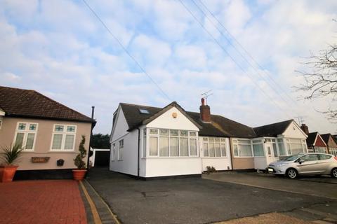 4 bedroom semi-detached house to rent, David Drive,  Harold Wood, RM3