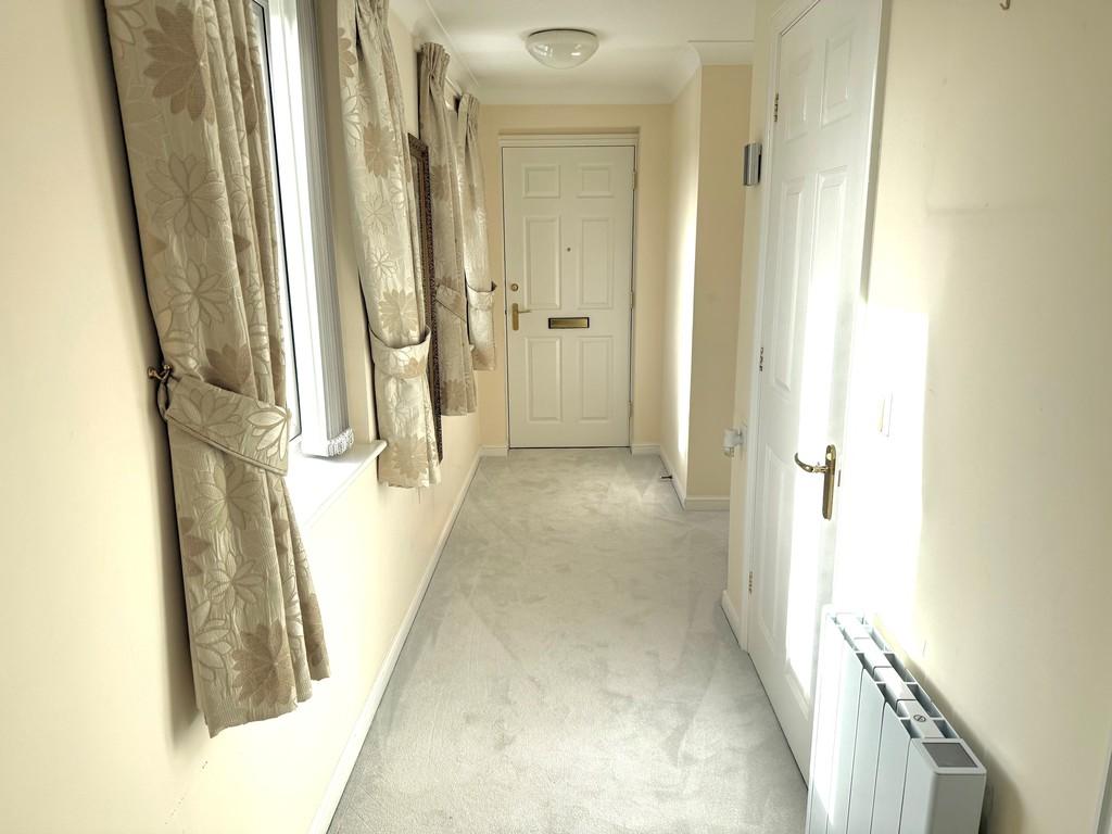 39 Milliers Court Hall 2