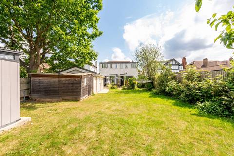5 bedroom detached house for sale, Connaught Road, New Malden, KT3