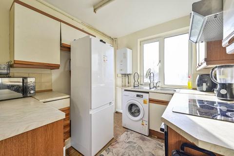 2 bedroom flat for sale, Martin Way, Morden, SM4