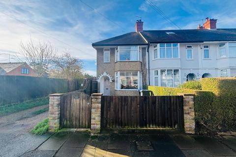 3 bedroom end of terrace house for sale - Stanton Avenue, Spinney Hill NN3