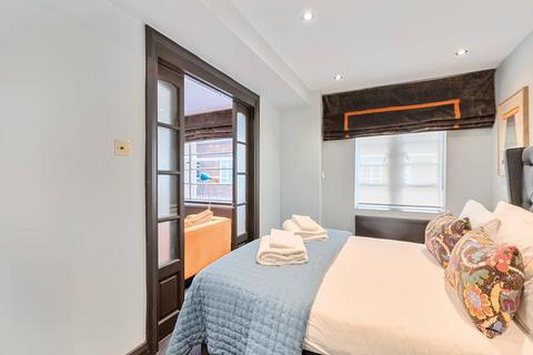 undefined, Sloane Avenue, Chelsea, London, SW3