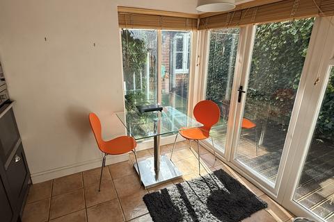 undefined, Jarretts Close, Rye TN31