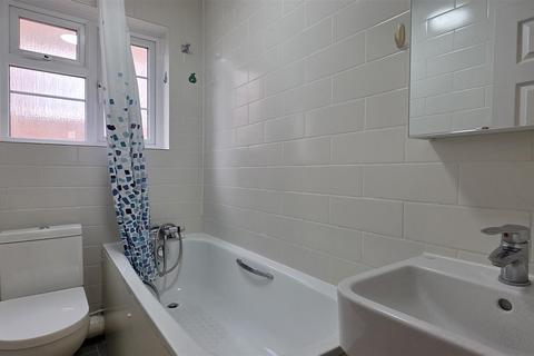 1 bedroom apartment to rent, Granville Road, North Finchley, N12